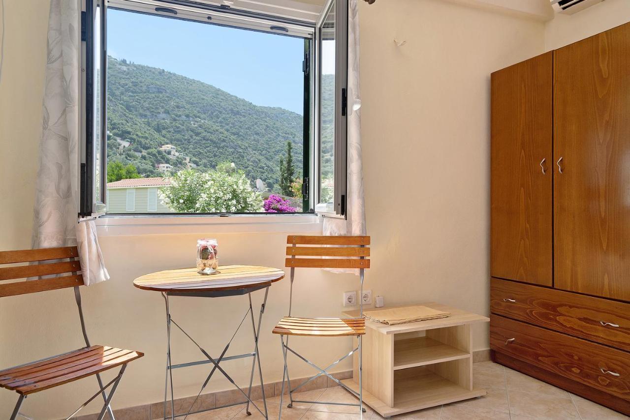 Vardia Studio B Mikros Gialos Exteriér fotografie