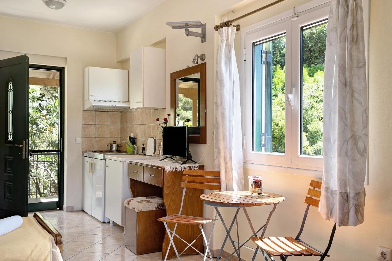Vardia Studio B Mikros Gialos Exteriér fotografie